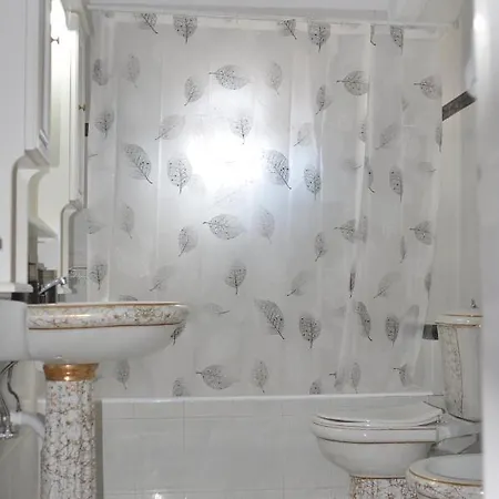 White Grace Holiday home Ziparion
